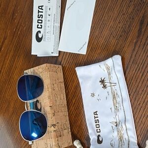 Costa Egret Sunglasses With Case